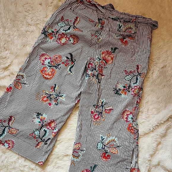 Democracy Multicolor Floral Striped Pants - Picture 5 of 6